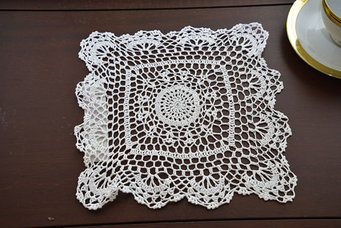 square crochet doily. 10" square. white color. 4 pieces pack